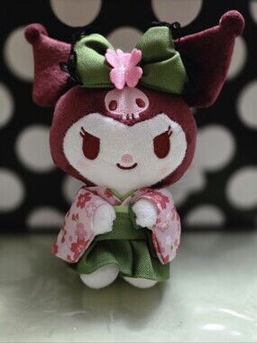 ✨️Sanrio Kuromi In Kimono Keychain✨️